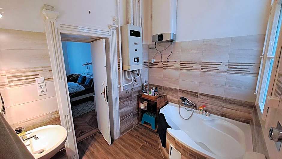 Gaia Astoria