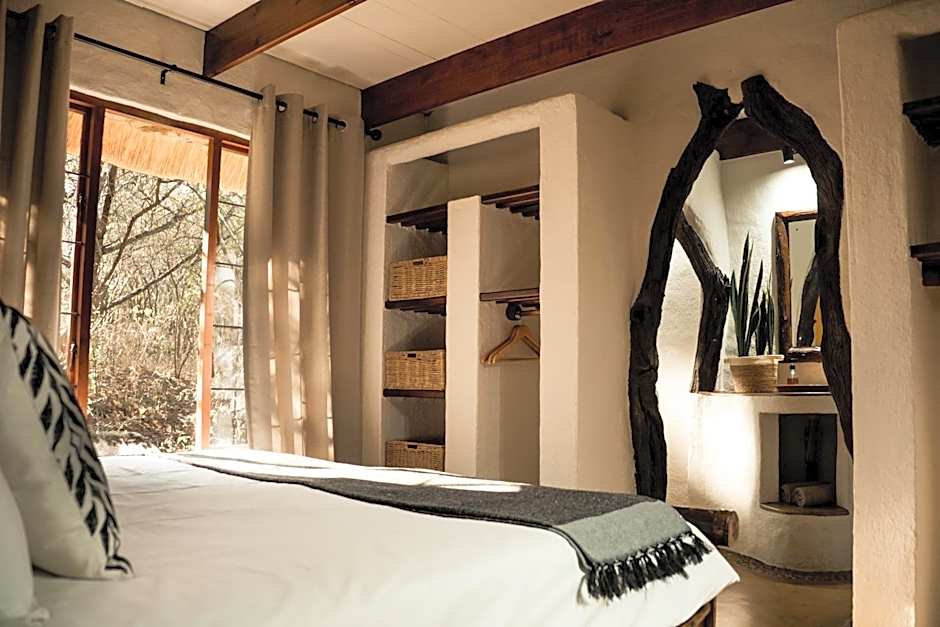 LittleBush Private Lodge