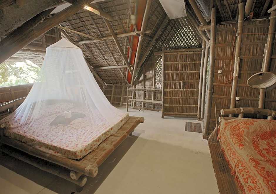 Kookoo's nest eco-lodge