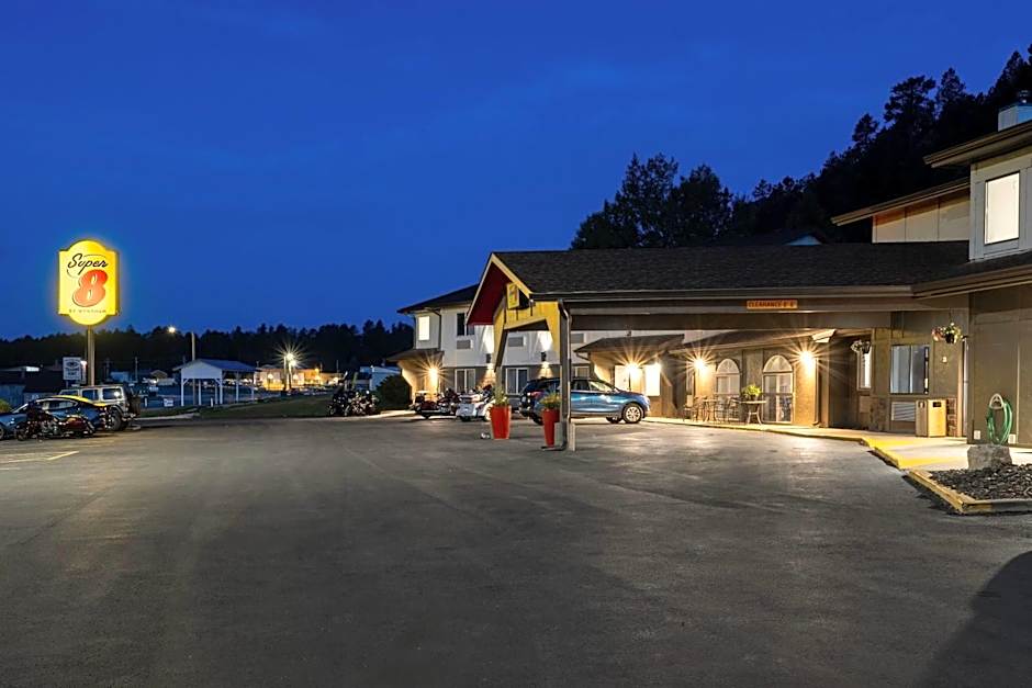 Super 8 by Wyndham Custer/Crazy Horse Area
