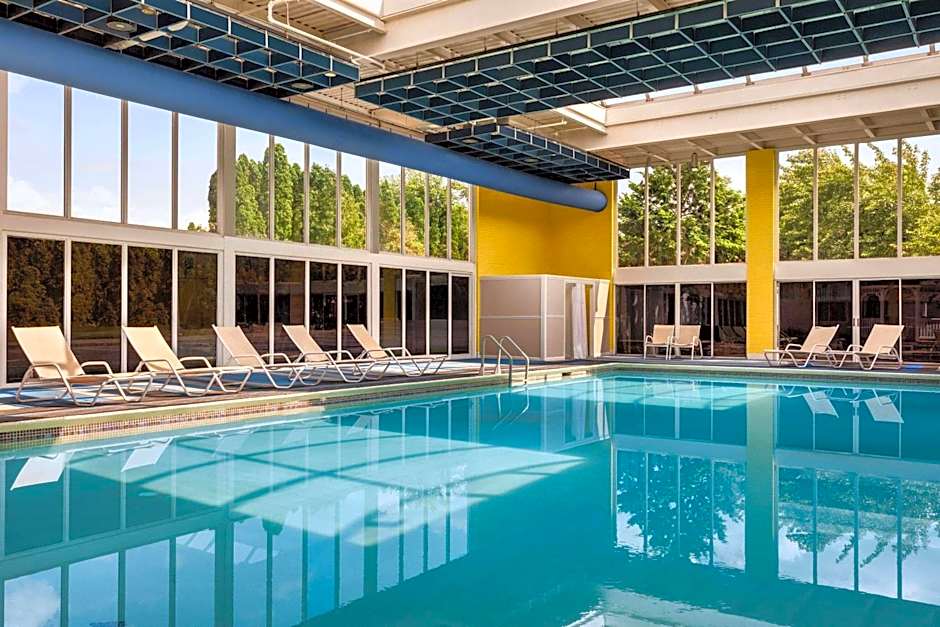 Days Hotel by Wyndham Allentown Airport / Lehigh Valley