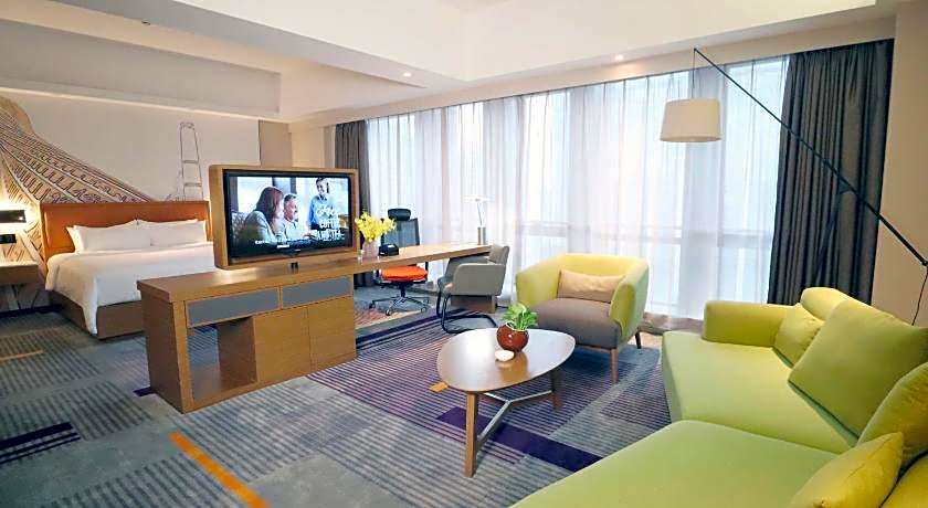Hampton by Hilton Guangzhou Zhujiang New Town - Free Shuttle Bus to Canton Fair