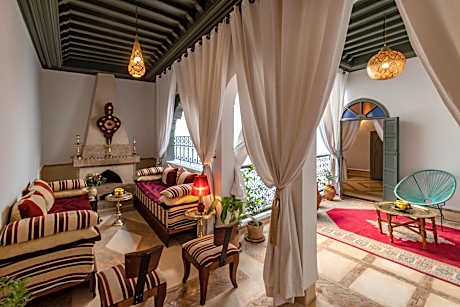 Riad dar El Arsa Rooftop & jacuzzi