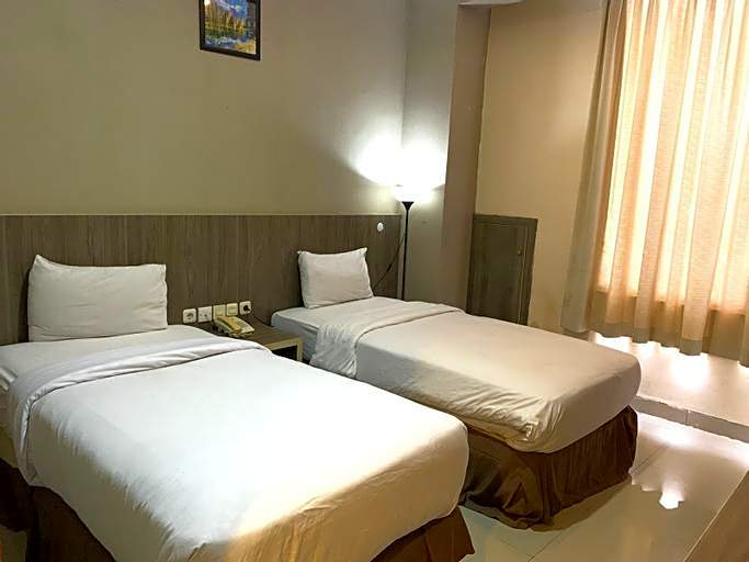 Lynt Hotel Makassar