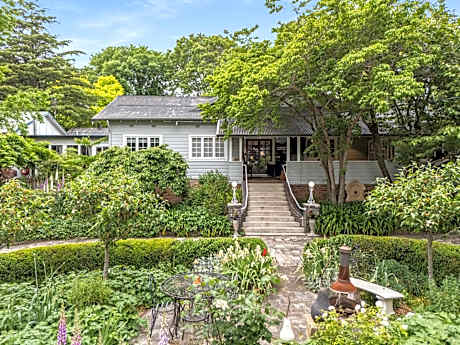 The Bundanoon Guest House