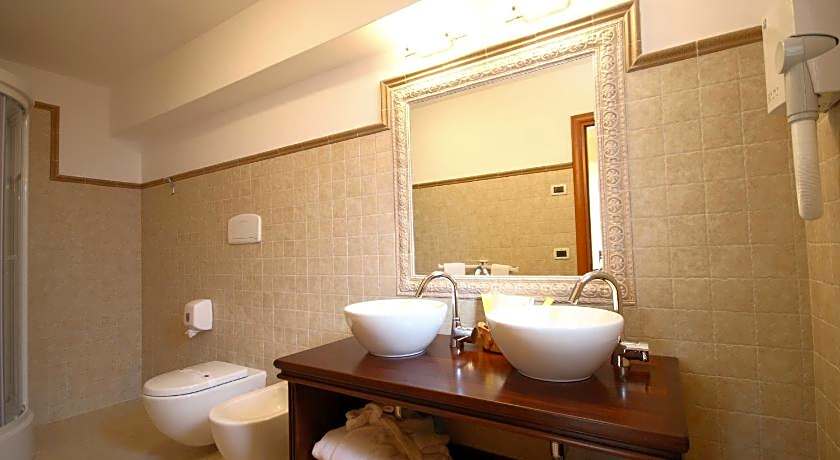 Tyrrenian Park Hotel