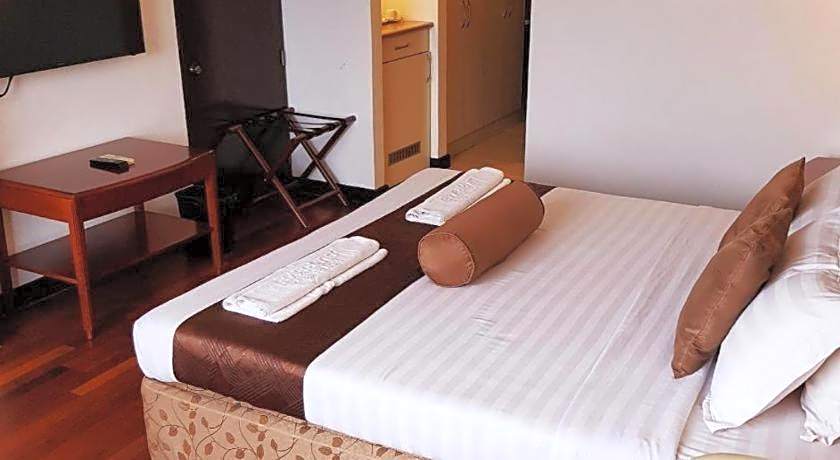 Hotel Supreme Convention Plaza