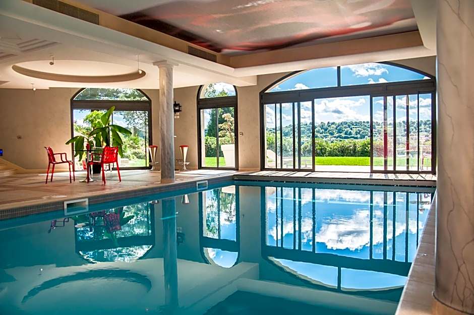 Le Domaine Des Chevaliers De Malte Hotel