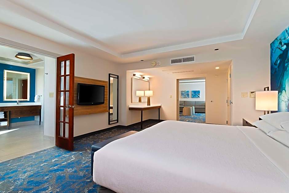 Embassy Suites By Hilton Hotel Tampa-USF/Near Busch Gardens