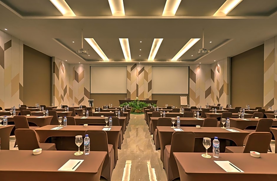 Mambruk Hotel & Convention