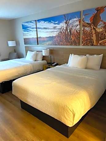 2 Queen Beds Non-Smoking