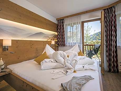 Superior Two-Bedroom Apartment with Balcony