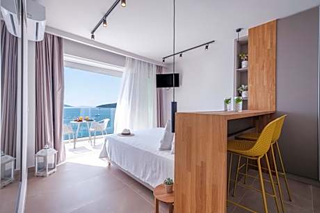 Suite with Sea View