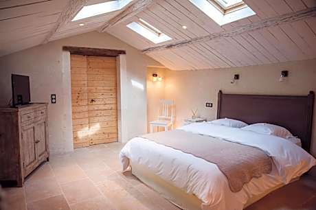 Deluxe Double Room with Bath