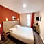 Hipotel Paris Gambetta Republique