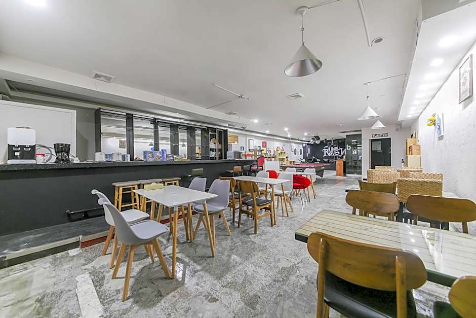 Hotel Gaon J Stay