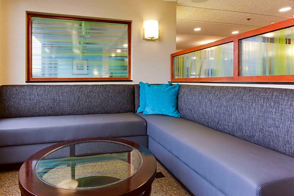Drury Inn & Suites Birmingham Grandview
