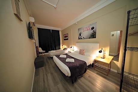 Triple Room with Private Bathroom