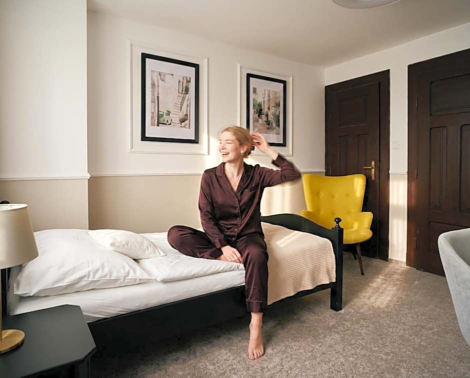 Hotel Salamander - Garni