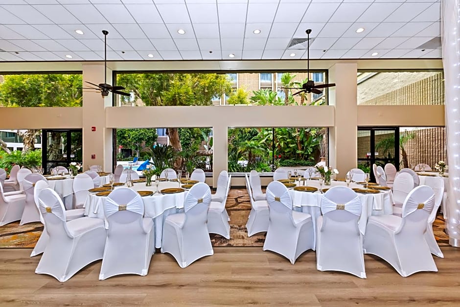 Doubletree by Hilton Whittier