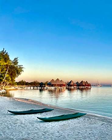 Hotel Kia Ora Resort & Spa