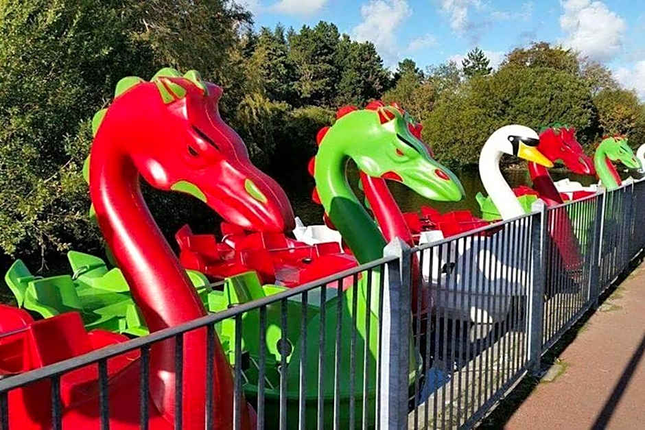 Pine Lodge @Puffin Lodges