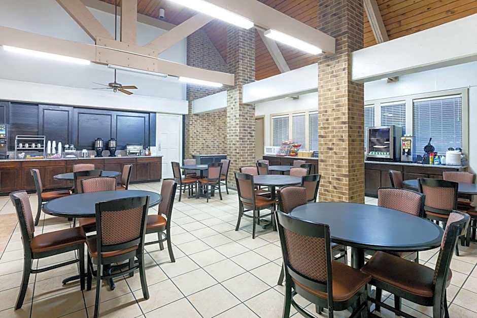 Hawthorn Extended Stay by Wyndham Richardson