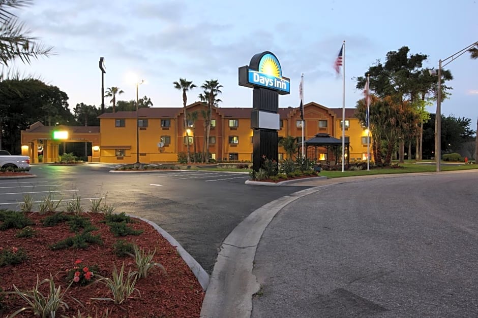 Days Inn by Wyndham Orange Park/Jacksonville