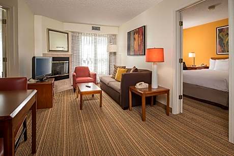 Two Bedroom Suite with Two Queen Beds