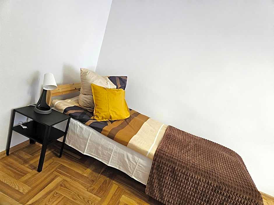 Hostel kamelarny dla seniorow z celodobowa opieka Wera