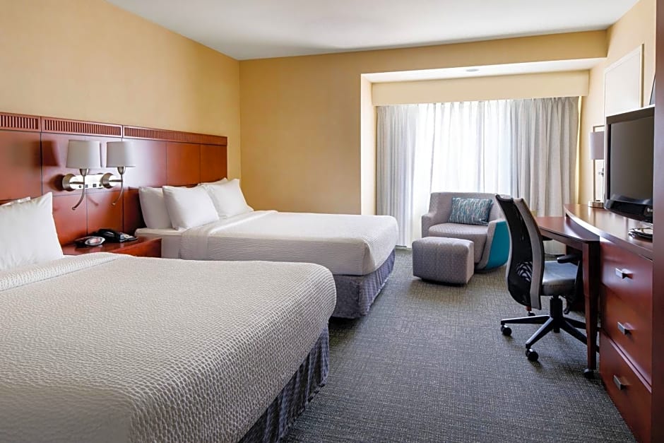 Courtyard by Marriott Sacramento Cal Expo