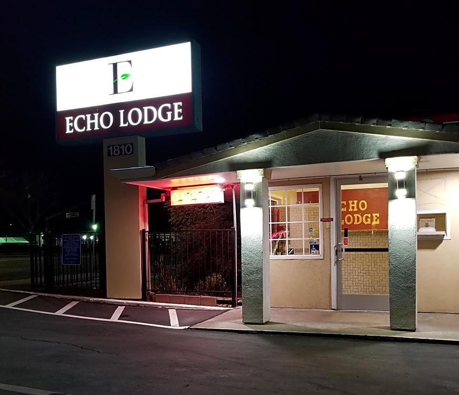 Echo Lodge