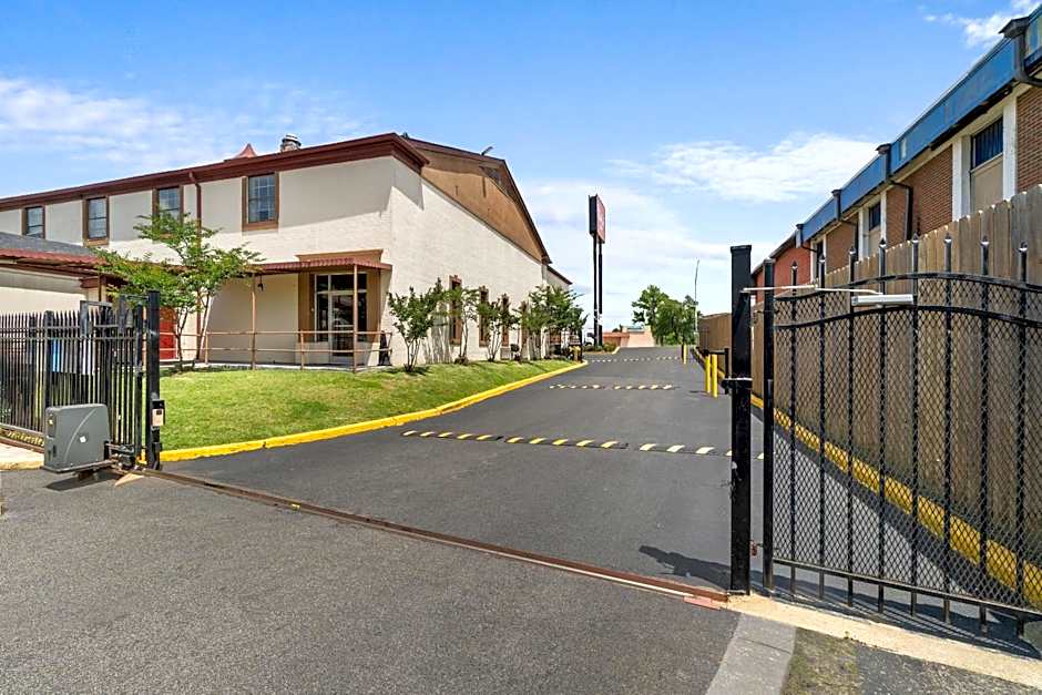 Red Roof Inn Memphis - Graceland/ Airport