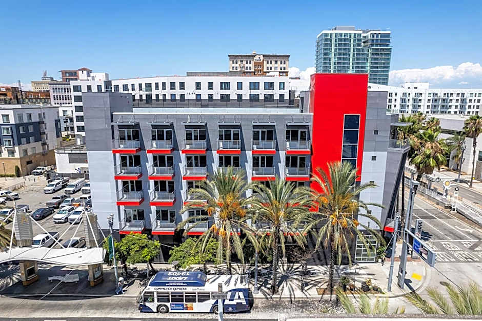 Hotel Mai Downtown Long Beach