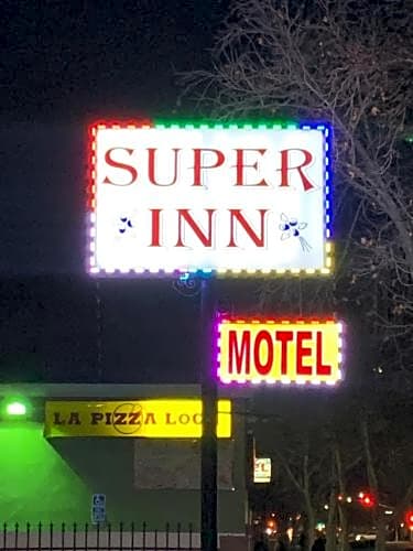 Super Inn
