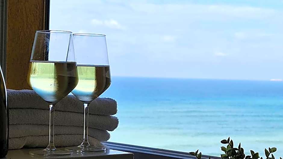 שירת הים -עם מרפסת עץ ובריכת זרמים פרטית חוף צאנז לציבור החרדי