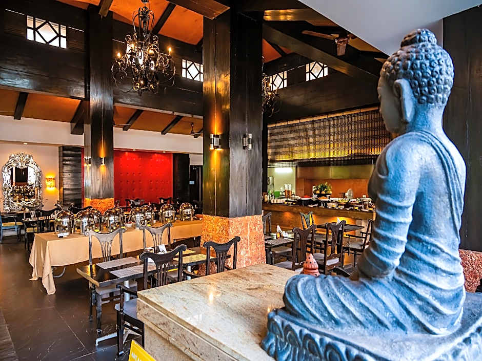 O Hotel Goa, Candolim Beach