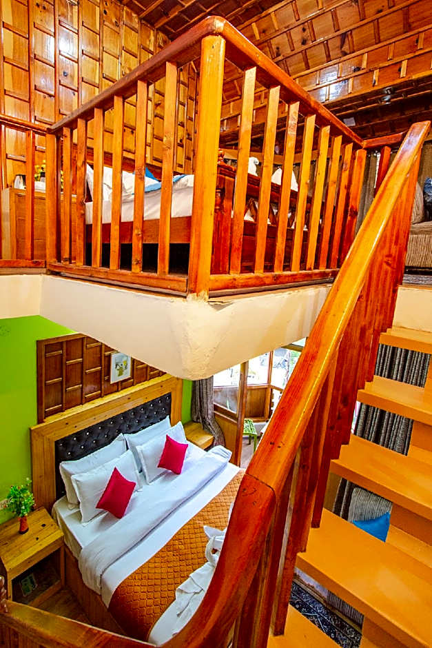 Hotel D' Chalet