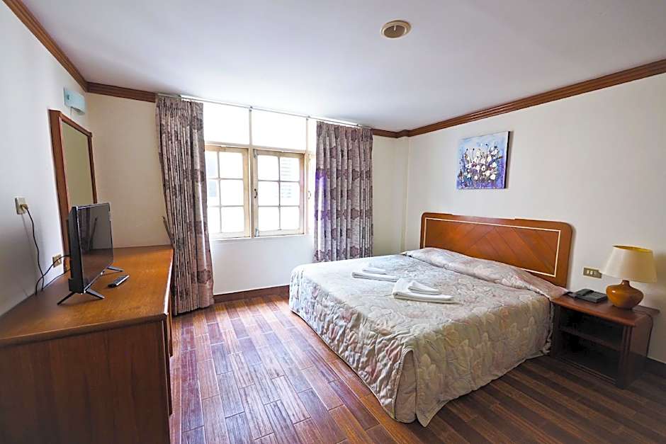 Paisiri Hotel