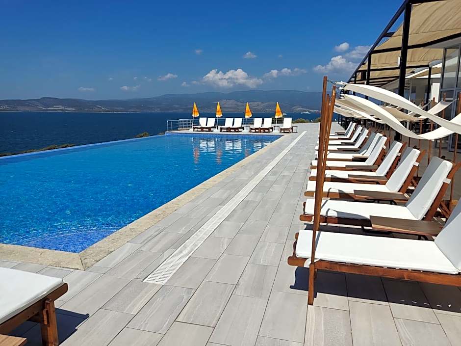 Ni Marin Hotel
