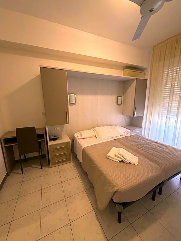 Hotel Rivamare Room only and free coffee room