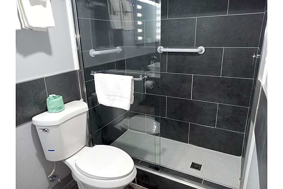 Marshall Lodge By OYO Hwy 65