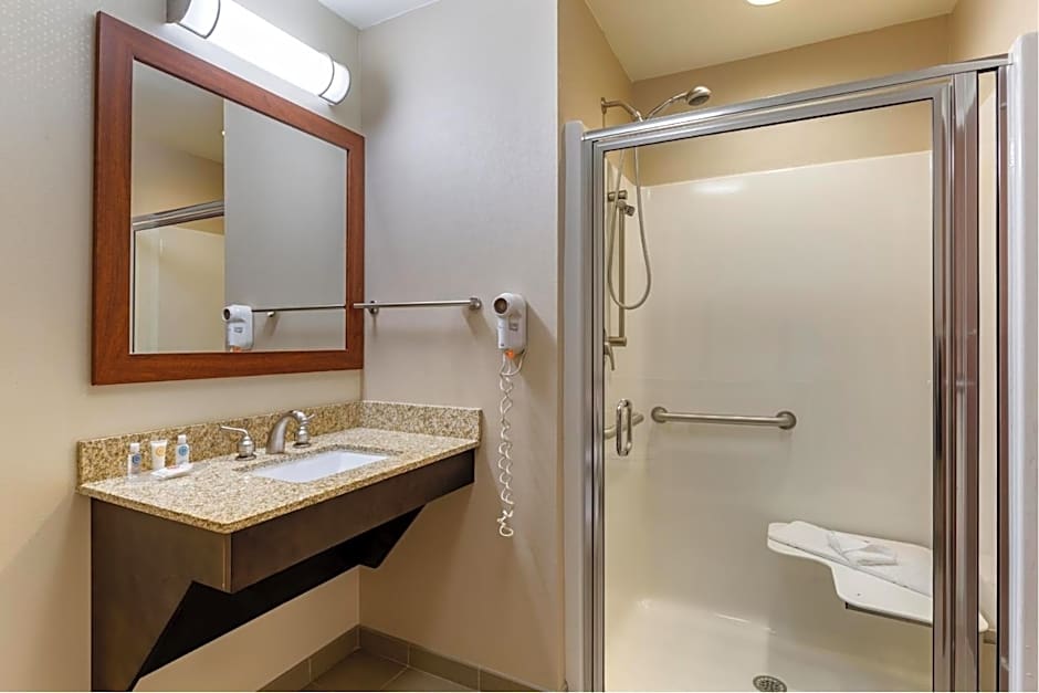 Comfort Inn Aikens Center