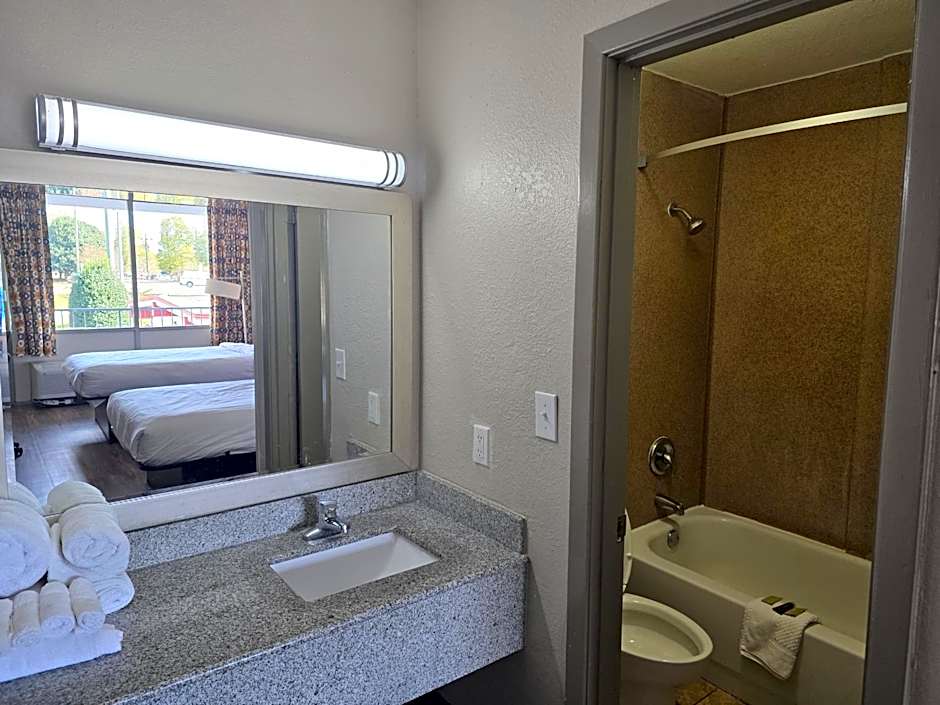 Days Inn by Wyndham Raleigh South