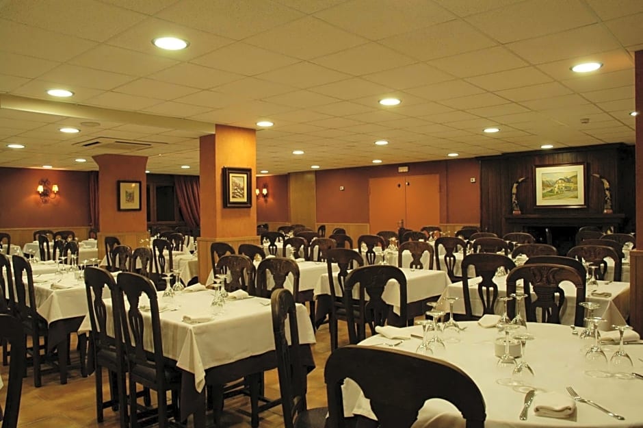 Hotel & Restaurante Peña