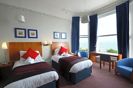 Large Twin Room with Sea View