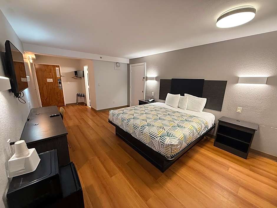 Motel 6-Oklahoma City, OK - South