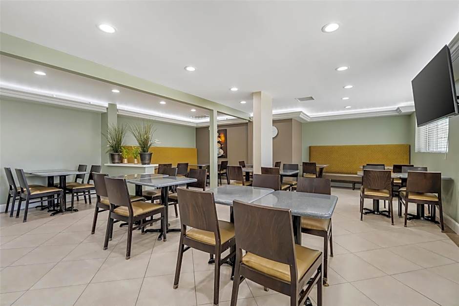 Best Western Plus LA Mid-Town Hotel