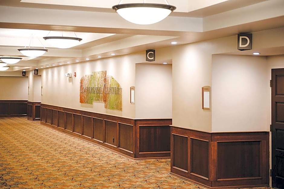 Quality Inn & Suites Ames Conference Center Near ISU Campus