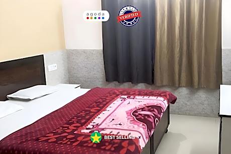 Goroomgo Kunj Residency Mathura